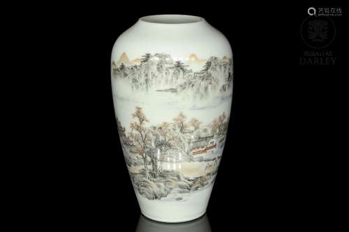 Enamelled vase with a landscape, Republic of China