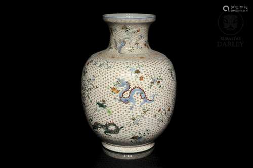 Porcelain enamelled vase with dragons, 20th century