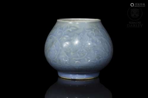 Blue glazed vessel, with Daoguang mark