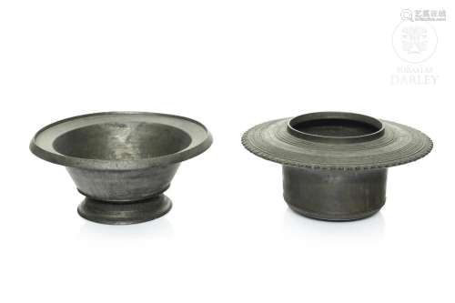 Two bronze bowls, Indonesia. 19th century