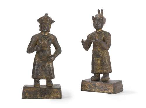 Deux statuettes de gardiens en bronze<br />
Chine, XIXème si...