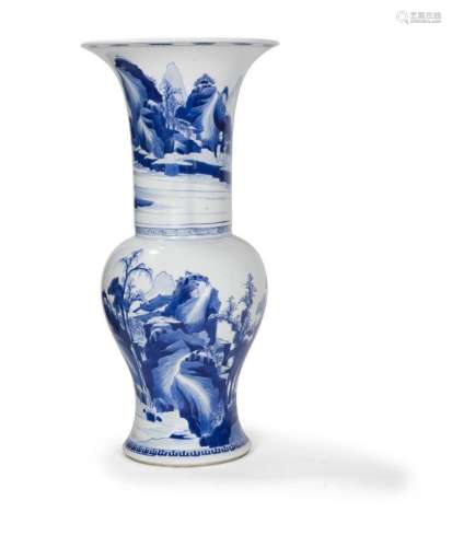 Vase yenyen en porcelaine bleu blanc<br />
Chine, époque Kan...