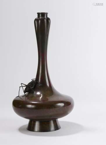 Vase en bronze <br />
Japon, époque Meiji (1868-1912)<br />
...