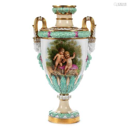 Vase mit Amorettendekor