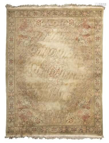CHINESE CARPET, TIEN-TSIN FIRST HALF OF THE 20TH CENTURY