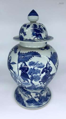 CHINE - XIXe siècle Grande POTICHE à décor bleu blanc d'...