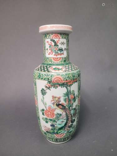 CHINE - XIXème siècleVASE à décor de phénix et grues posées ...