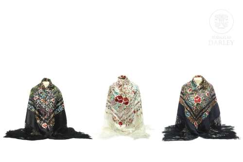 Set of three silk "Manila shawls", 20th century