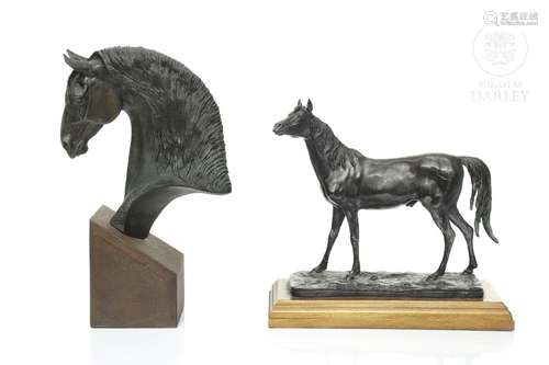 Two bronze horses, 20th century