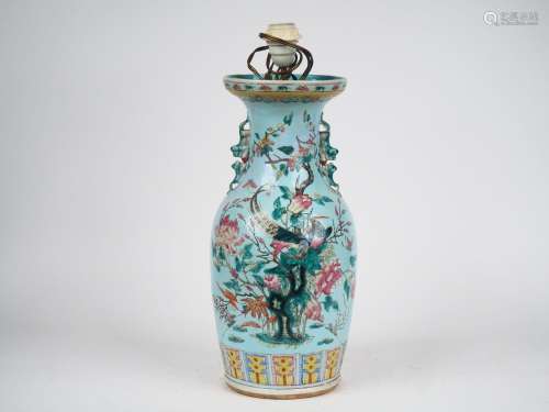 Chine, période Guangxu, 
Vase balustre en porcelaine et