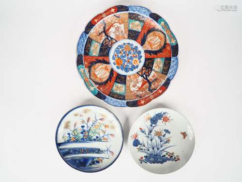 Japon, période Meiji, 
Ensemble en porcelaine comprenan