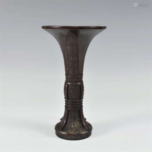 CHINESE QING BRONZE VASE