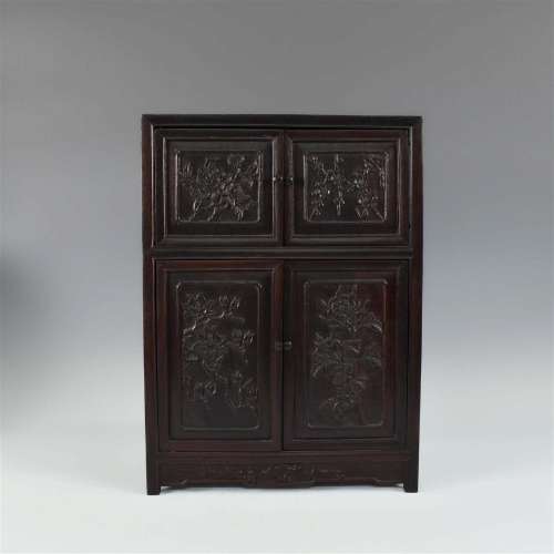 CHNESE ROSEWOOD SMALL CABINE ANTIQUE