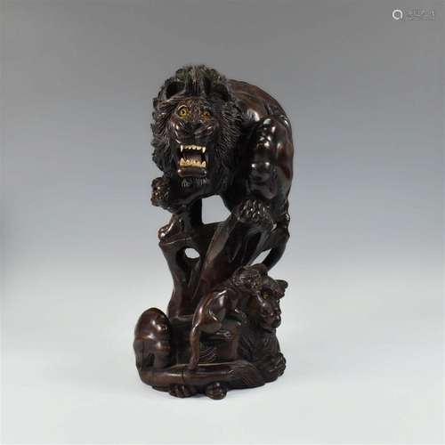 JAPANESE WOOD CARVED LION