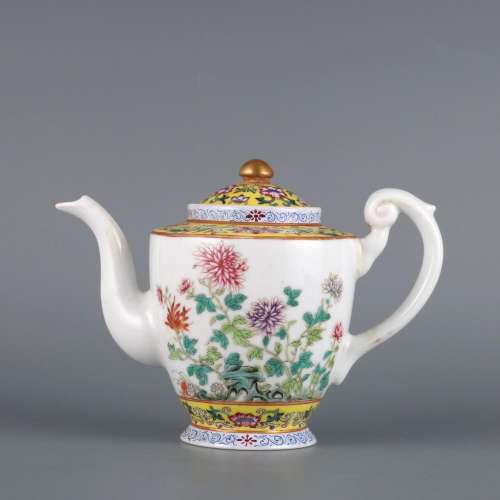 Pastel Chrysanthemum Inscribed Poetry Teapot