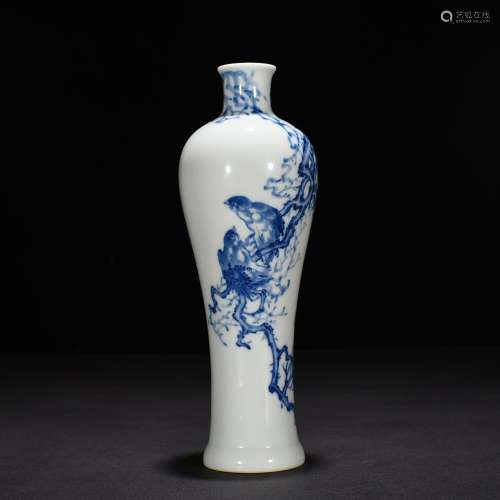 Wangbu blue and white flower and bird pattern plum vase