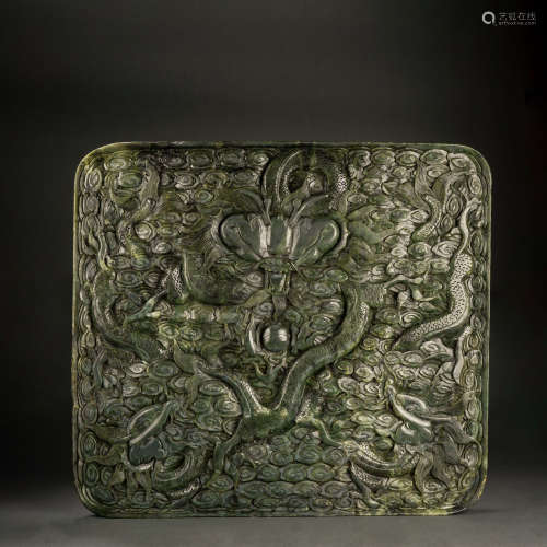 Qing Dynasty Hetian jasper dragon plate
