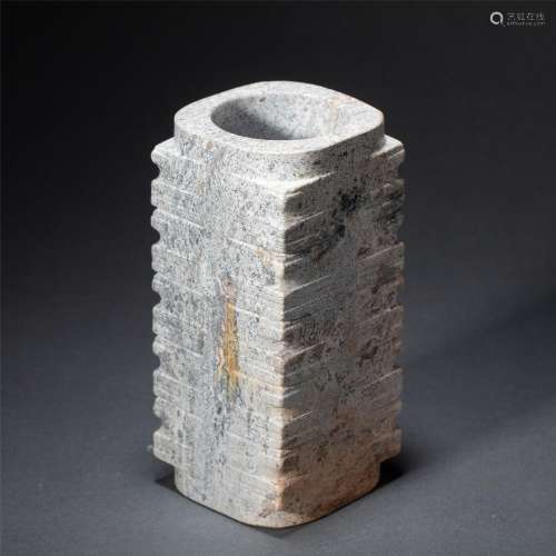 A JADE CONG STYLE VASE