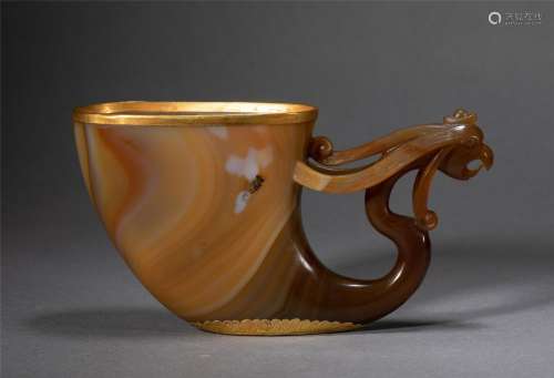 AN AGATE PHOENIX CUP