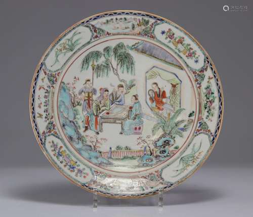 Grand plat en porcelaine de la période Qianlong du XVIIIe si...