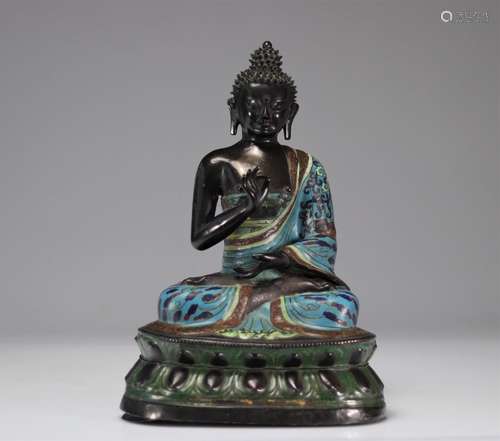 Beau Bouddha en émaux cloisonnés provenant de Chine du XIXe ...