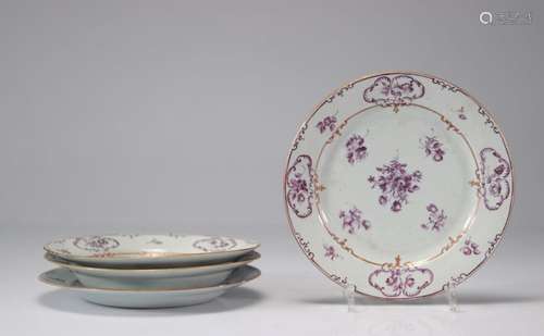 Assiettes (4) en porcelaine de chine compagnie des Indes<br ...