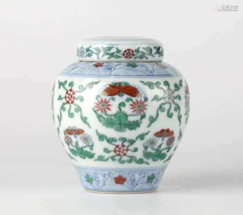 Chinese Doucai Glazed Jar w Cover