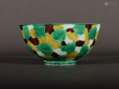 Plain three-color engraved dragon pattern bowl