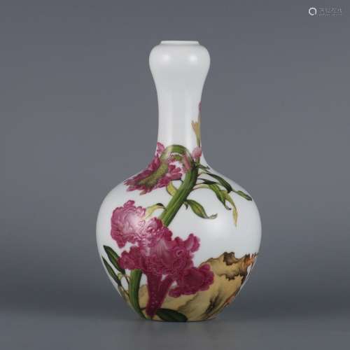 Garlic Vase with Enamel Peony Inscription Poetry