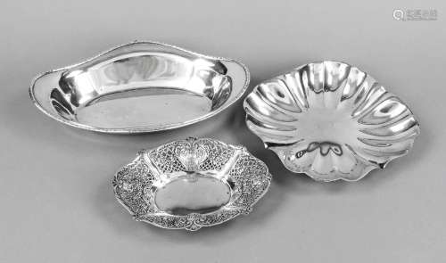 Three bowls, 20th c., different makers, silver 800/000, diff...