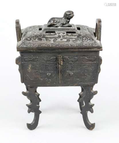 Incense burner type Fangding, China, 20th century, burner fo...