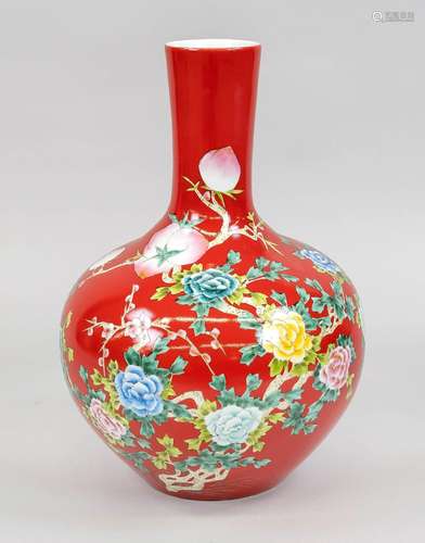 Tianqiuping retro vase, China, mid-century, scarlet colored ...