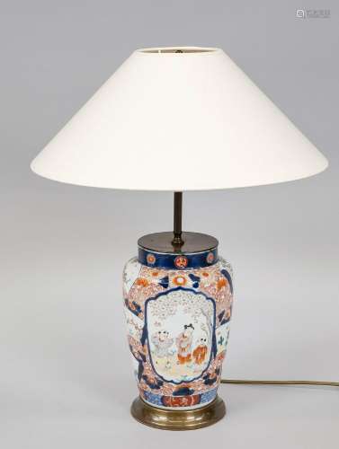 Imari lamp, Japan, Meiji period(1868-1912), 19th c., porcela...