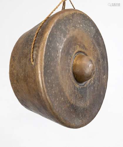 Small gamelan gong, Indonesia, 19th century, chased bronze, ...