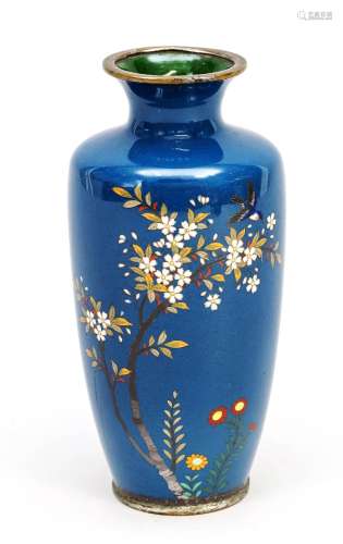 Vase enamel cloisonné, Japan, 20th c., bird above blossoming...