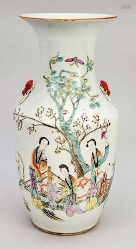 Large Hu vase, China, Republic period(1912-1949), porcelain ...