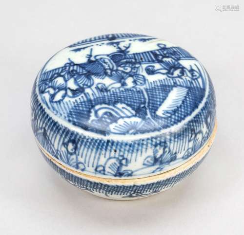 Lidded blue and white bowl, probably Qing dynasty(1644-1911)...