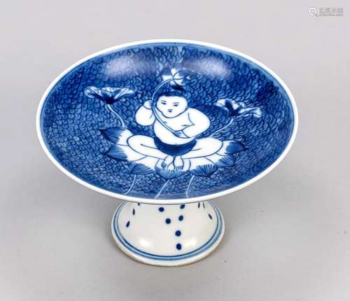 Foot bowl blue-white, China, 20th century, porcelain stemcup...