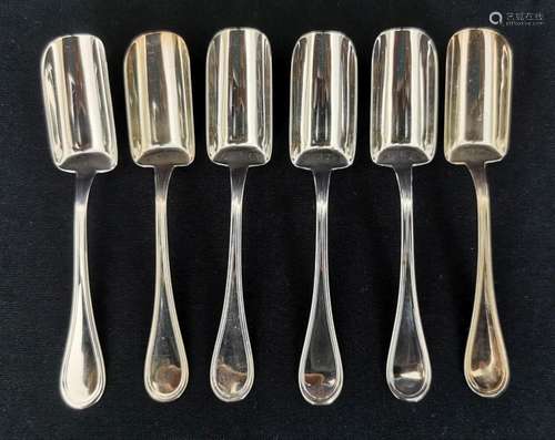 6 SUGAR SPOONS