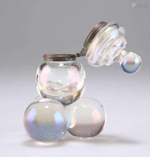 A HARRACH \'SOAP BUBBLES\' GLASS INKWELL, LATE 19TH CENTURY