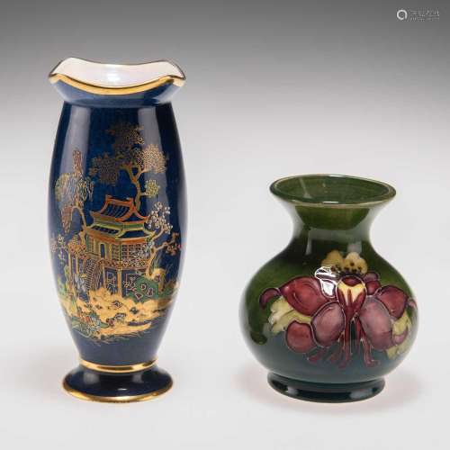 A WILLIAM MOORCOFT \'COLUMBINE\' PATTERN POTTERY VASE, AND A...