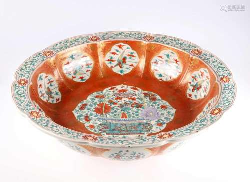 A CHINESE LARGE FAMILLE VERTE BASIN, POSSIBLY FOR THE JAPANE...
