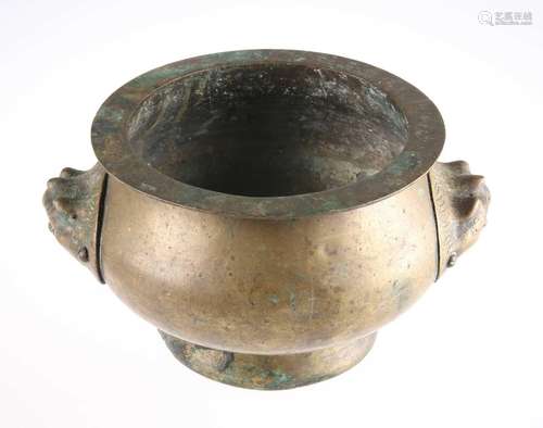 A 19TH CENTURY CHINESE BRONZE CENSER