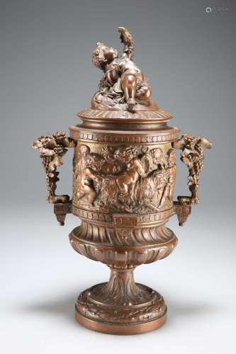 A LATE 19TH CENTURY FRENCH BRONZE URN, IN THE MANNER OF CLOD...
