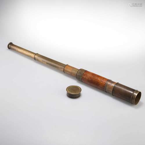 A SMALL BRASS FOUR DRAWER TELESCOPE