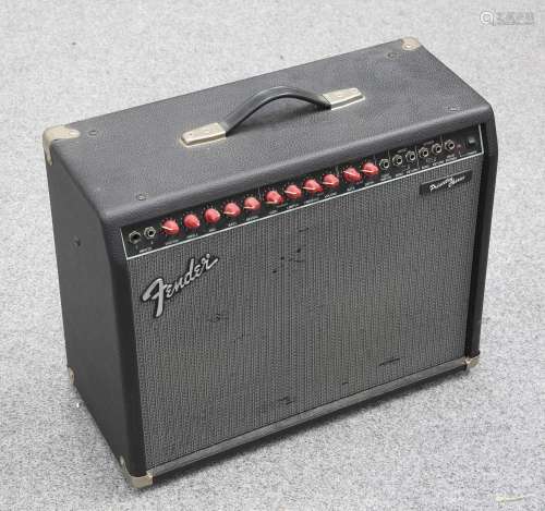 A FENDER PRINCETON CHORUS AMPLIFIER