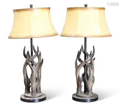 A PAIR OF SIMULATED ANTLER TABLE LAMPS