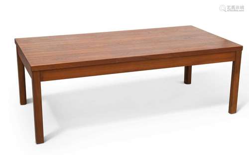 A LARGE MID-CENTURY TEAK COFFEE TABLE