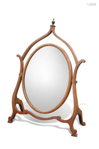 A SHERATON STYLE MAHOGANY TOILET MIRROR, CIRCA 1900