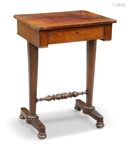 AN EARLY 19TH CENTURY MAHOGANY WORK TABLE